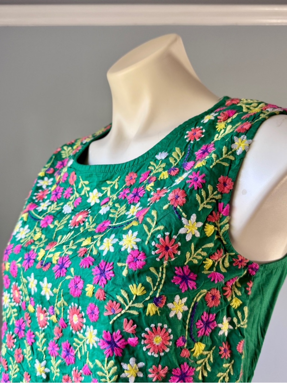 Cherokee Green and Floral Sleeveless Dress